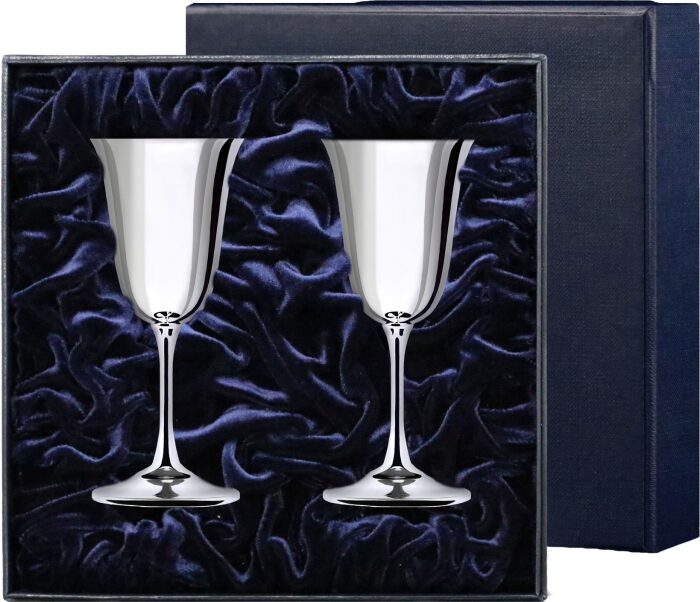 Набор рюмок для водки из серебра "Версаль" на 2 персоны - артикул: AK01121 - стоимость: 67 800 руб. Набор рюмок для водки из серебра "Версаль" на 2 персоны - артикул: AK01121 | Мосподарок