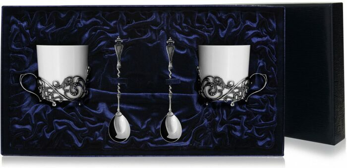 Набор кофейных чашек из серебра "Витая" на 2 персоны, с ложками - артикул: AK01414 - стоимость: 65 200 руб. Набор кофейных чашек из серебра "Витая" на 2 персоны, с ложками - артикул: AK01414 | Мосподарок