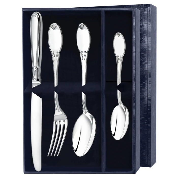 Серебряный столовый набор "Эгоист-Гладкий": вилка, ложка, нож, чайная ложка, на 1 персону - артикул: AK01846 - стоимость: 75 800 руб. Серебряный столовый набор "Эгоист-Гладкий": вилка, ложка, нож, чайная ложка, на 1 персону - артикул: AK01846 | Мосподарок