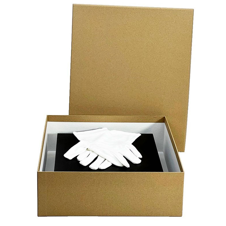 Подарочная книга "Школьные годы чудесные" - артикул: 121500 - стоимость: 22 500 руб. Подарочная книга "Школьные годы чудесные" - артикул: 121500 | Мосподарок