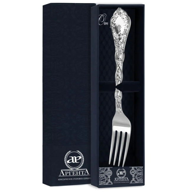 Серебряная вилка столовая "Виноградная лоза" на 1 персону, футляр Серебряная вилка столовая "Виноградная лоза" на 1 персону, футляр