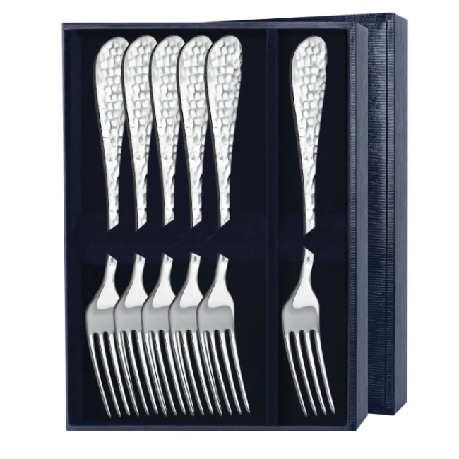 Набор серебряных столовых вилок "Капелька" на 6 персон, ковка Набор серебряных столовых вилок "Капелька" на 6 персон, ковка