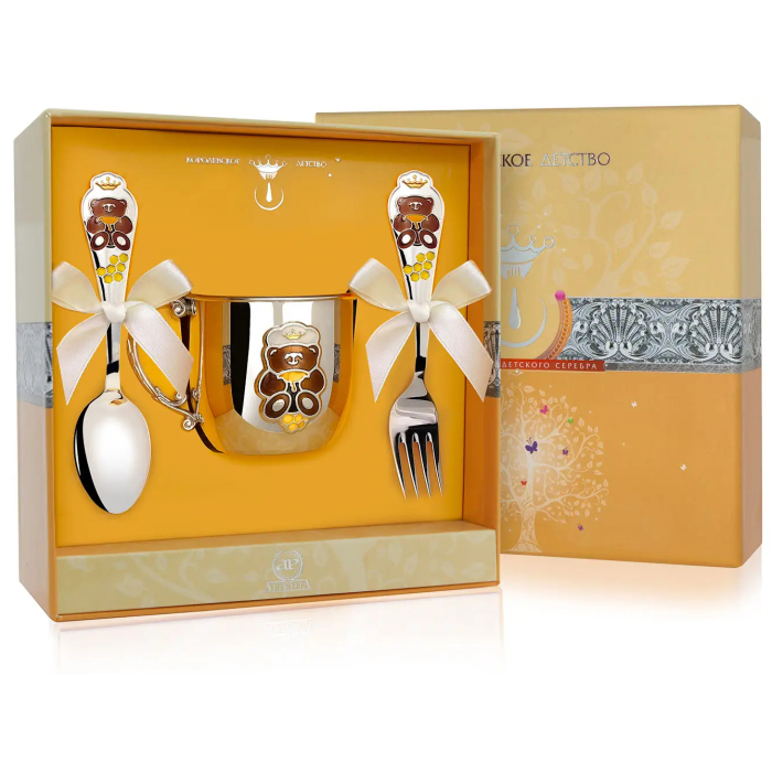Набор детский серебряный КД "Мишка": вилка, кружка, ложка с позолотой и с эмалью - артикул: AK01148 - стоимость: 56 900 руб. Набор детский серебряный КД "Мишка": вилка, кружка, ложка с позолотой и с эмалью - артикул: AK01148 | Мосподарок