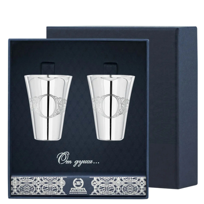 Серебряный набор стопок "Подарочная №2" в футляре, на 2 персоны Серебряный набор стопок "Подарочная №2" в футляре, на 2 персоны