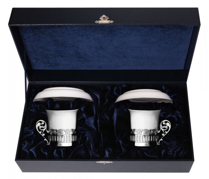 Серебряный набор кофейных чашек "Богема": блюдце, чашка - артикул: AK01605 - стоимость: 29 700 руб. Серебряный набор кофейных чашек "Богема": блюдце, чашка - артикул: AK01605 | Мосподарок