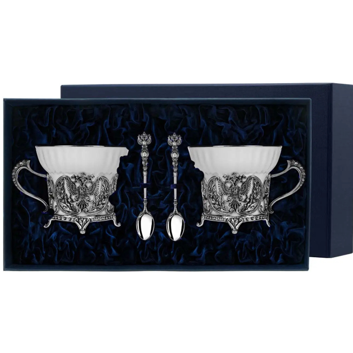 Набор чайных чашек из серебра "Герб": ложка, чашка, на 2 персоны - артикул: AK01342 - стоимость: 88 800 руб. Набор чайных чашек из серебра "Герб": ложка, чашка, на 2 персоны - артикул: AK01342 | Мосподарок