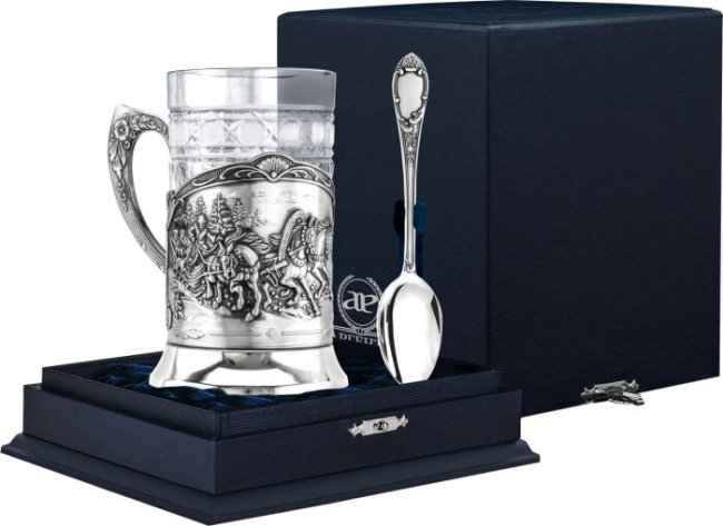 Подстаканник из серебра "Тройка" с чернением Подстаканник из серебра "Тройка" с чернением