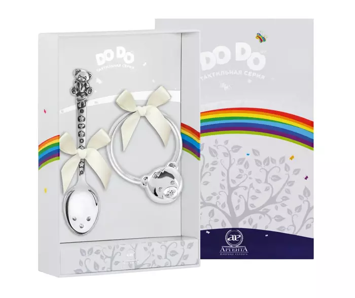 Серебряный набор для малышей DODO "Мишка с бантом": ложка и погремушка, на 1 персону - артикул: AK01576 | Мосподарок 