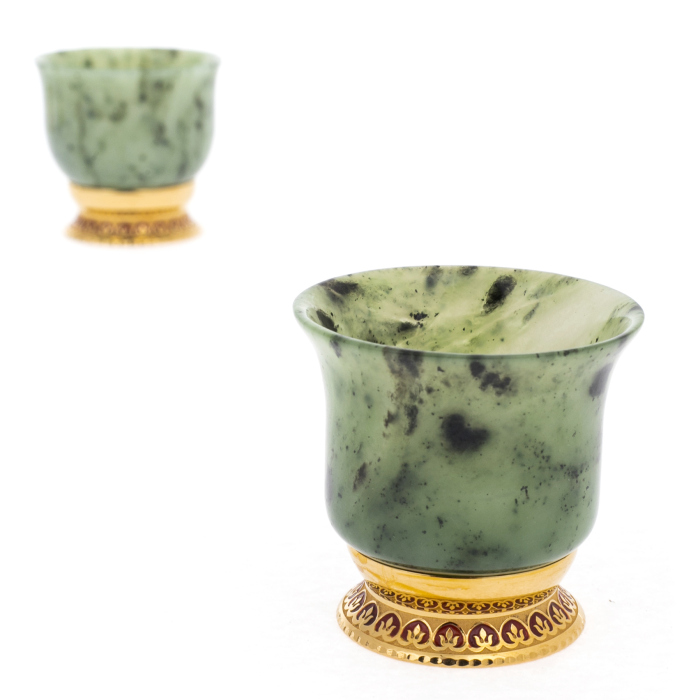 Набор для водки из нефрита "Волк" на 4 персоны, Златоуст - артикул: 301552 | Мосподарок 