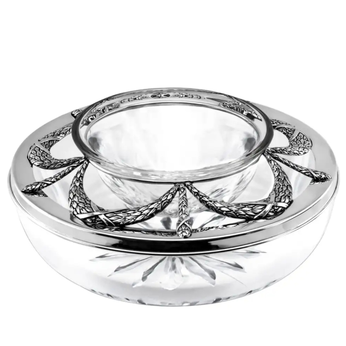 Серебряная икорница "Триумфальная" с ложкой - артикул: AK01523 - стоимость: 115 900 руб. Серебряная икорница "Триумфальная" с ложкой - артикул: AK01523 | Мосподарок