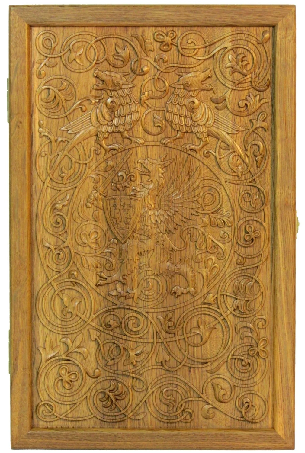 Резные дорожные нарды-шашки из массива чёрного дуба "Грифон геральдический с треугольным щитом" - артикул: 120-156 | Мосподарок 