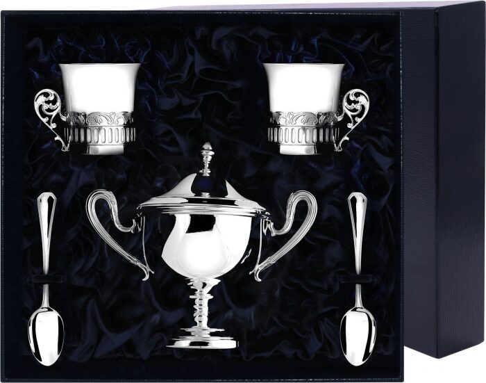 Кофейный набор из серебра "Богема": ложка, чашка, сахарница - артикул: AK01572 - стоимость: 164 400 руб. Кофейный набор из серебра "Богема": ложка, чашка, сахарница - артикул: AK01572 | Мосподарок