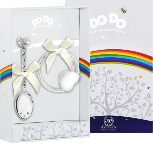 Набор серебряный для малышей DODO "Сердце с цветами" (2 предмета, с погремушкой на кольце) Набор серебряный для малышей DODO "Сердце с цветами" (2 предмета, с погремушкой на кольце)