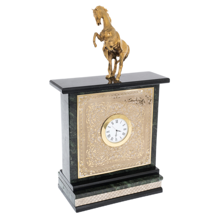 Настольный набор из змеевика и долерита "Лошадь" Златоуст - артикул: 301535 | Мосподарок 