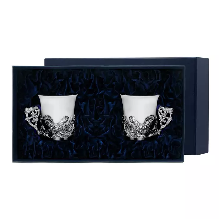 Набор кофейных чашек из серебра и фарфора "Глухарь" на 2 персоны - артикул: AK01608 - стоимость: 43 100 руб. Набор кофейных чашек из серебра и фарфора "Глухарь" на 2 персоны - артикул: AK01608 | Мосподарок