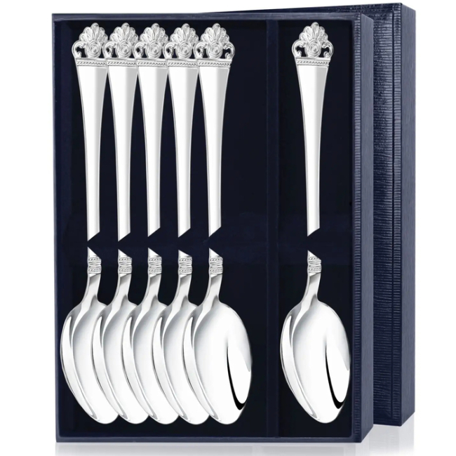 Серебряный набор столовых ложек "Афина" на 6 персон, в футляре Серебряный набор столовых ложек "Афина" на 6 персон, в футляре
