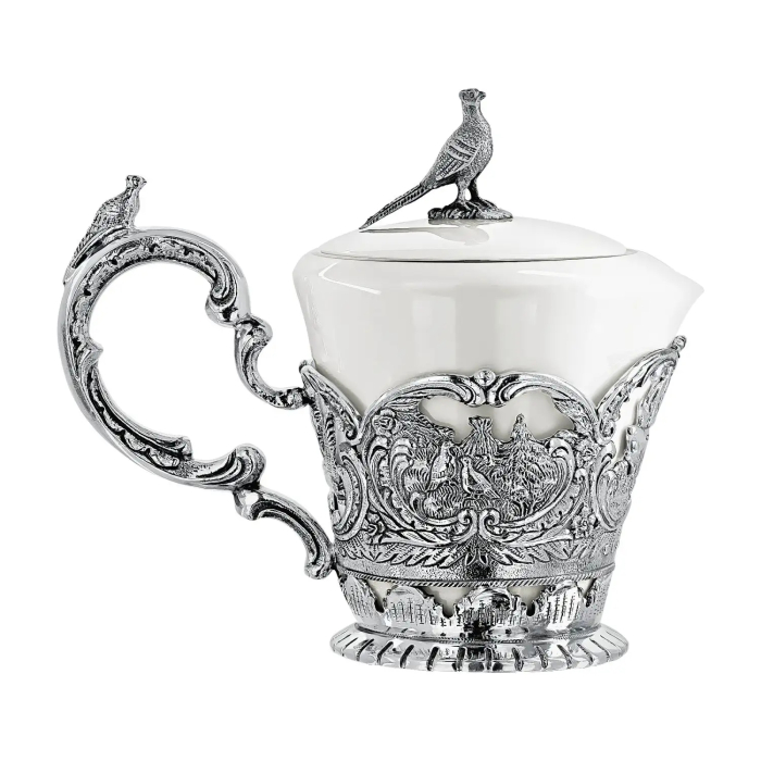 Серебряный сливочник «Королевская охота» с чернением и футляром - артикул: AK01622 - стоимость: 145 200 руб. Серебряный сливочник «Королевская охота» с чернением и футляром - артикул: AK01622 | Мосподарок