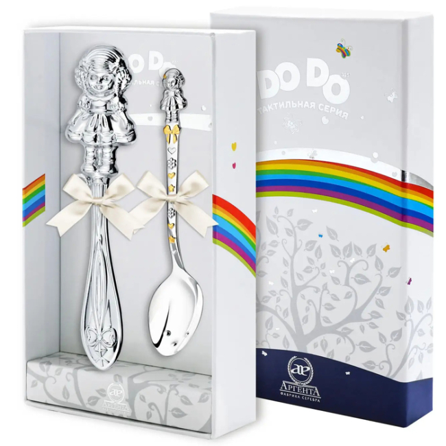 Серебряный набор для малышей DODO "Кукла" на 1 персону Серебряный набор для малышей DODO "Кукла" на 1 персону