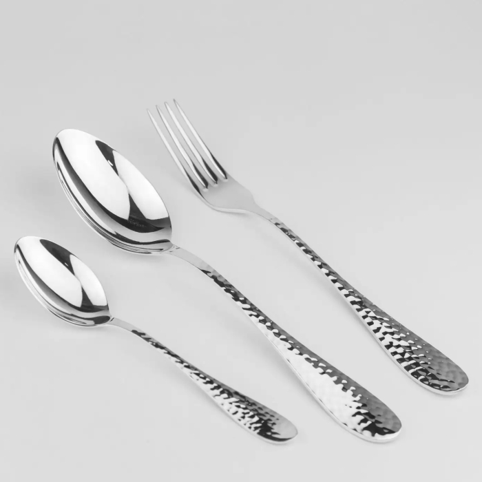 Серебряный столовый набор "Капелька" : вилка, ложка, чайная ложка, на 1 персону, ковка - артикул: AK01833 | Мосподарок 