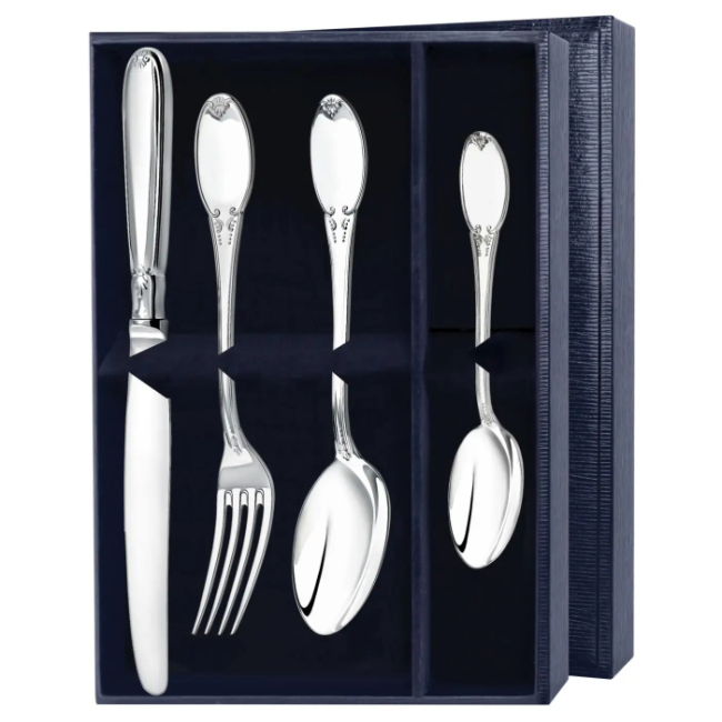 Серебряный столовый набор "Эгоист-Гладкий": вилка, ложка, нож, чайная ложка, на 1 персону Серебряный столовый набор "Эгоист-Гладкий": вилка, ложка, нож, чайная ложка, на 1 персону