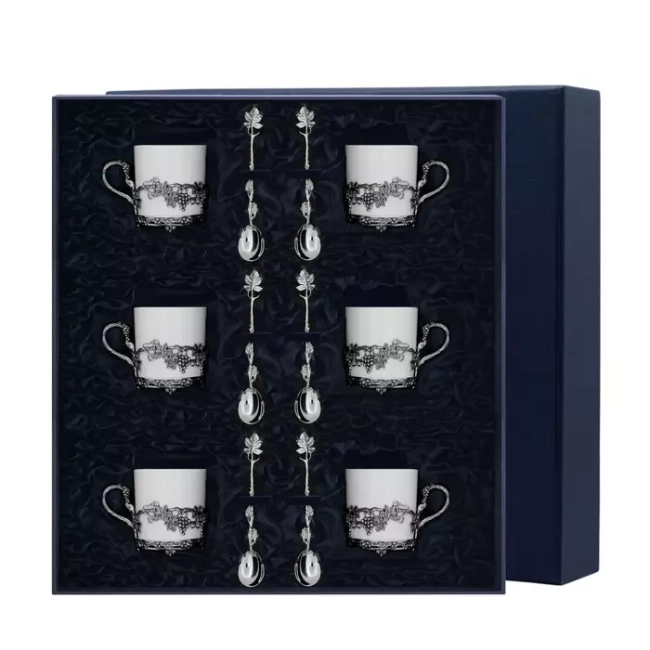 Кофейный набор из серебра и фарфора "Виноград": ложка, чашка с чернением