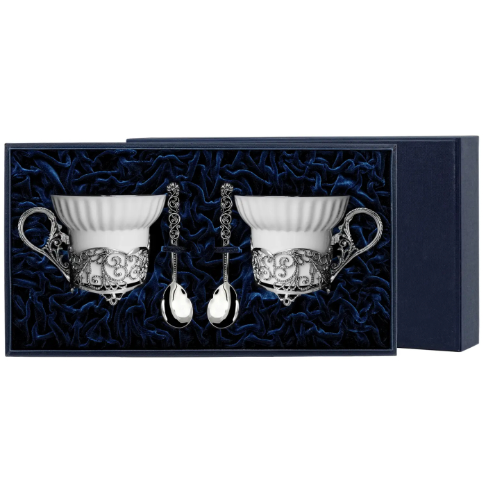 Набор чайных чашек из серебра "Зимние узоры": ложка, чашка - артикул: AK01102 - стоимость: 71 900 руб. Набор чайных чашек из серебра "Зимние узоры": ложка, чашка - артикул: AK01102 | Мосподарок