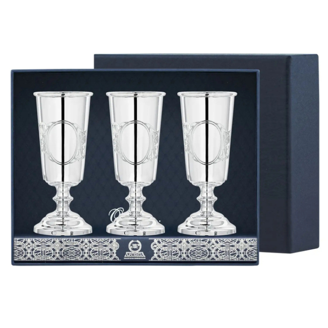 Серебряный набор рюмок "Подарочная" 3 предмета в футляре Серебряный набор рюмок "Подарочная" 3 предмета в футляре