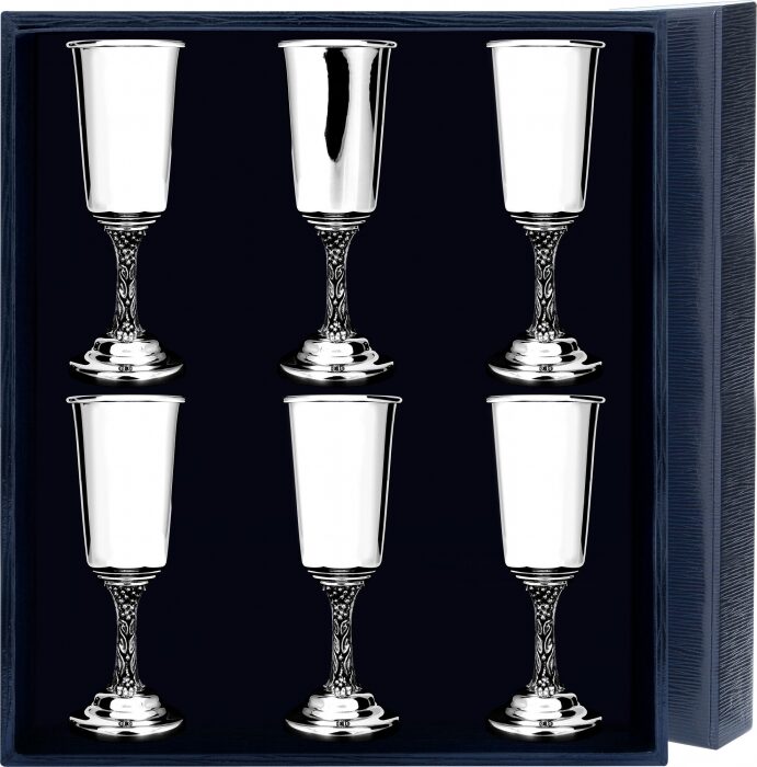 Набор рюмок для водки из серебра "Виноград" на 6 персон - артикул: AK01527 - стоимость: 93 100 руб. Набор рюмок для водки из серебра "Виноград" на 6 персон - артикул: AK01527 | Мосподарок