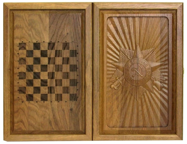 Резные объемные нарды+шашки дорожного размера из массива мореного дуба "Орден Великой Отечественной войны"