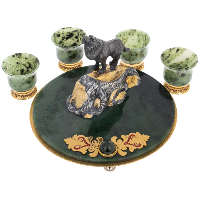 Набор для водки из нефрита "Волк" на 4 персоны, Златоуст - артикул: 301552 | Мосподарок 