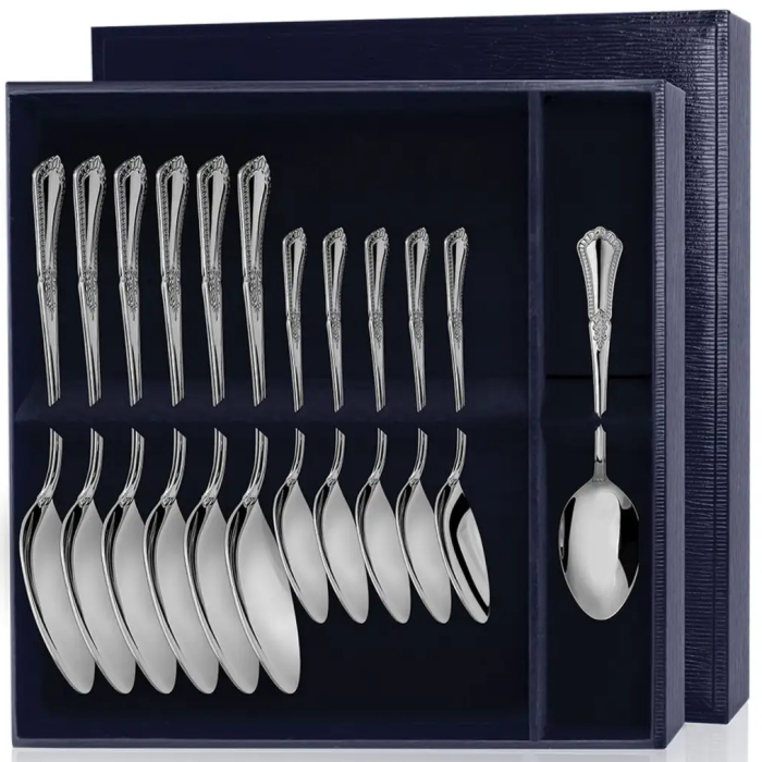 Серебряный столовый набор "Фаворит": ложка и чайная ложка, на 6 персон - артикул: AK01194 - стоимость: 213 200 руб. Серебряный столовый набор "Фаворит": ложка и чайная ложка, на 6 персон - артикул: AK01194 | Мосподарок