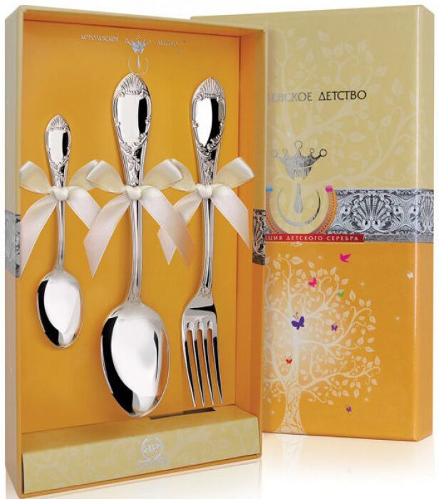 Набор детских серебряных столовых приборов КД "Престиж" 3 предмета, на 1 персону - артикул: AK01160 - стоимость: 46 300 руб. Набор детских серебряных столовых приборов КД "Престиж" 3 предмета, на 1 персону - артикул: AK01160 | Мосподарок