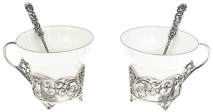 Набор чайных чашек из серебра "Зимние узоры": ложка, чашка - артикул: AK01102 - стоимость: 71 900 руб. Набор чайных чашек из серебра "Зимние узоры": ложка, чашка - артикул: AK01102 | Мосподарок