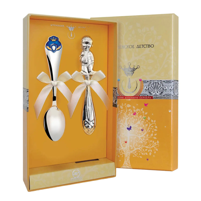 Серебряный набор для малышей КД "Принц": ложка и погремушка, на 1 персону Серебряный набор для малышей КД "Принц": ложка и погремушка, на 1 персону