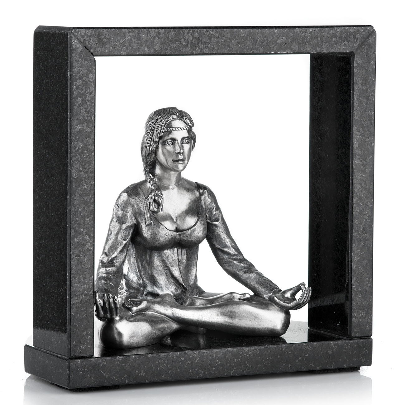 Серебряная скульптура "Медитирующая девушка" - артикул: ALT00618 | Мосподарок 