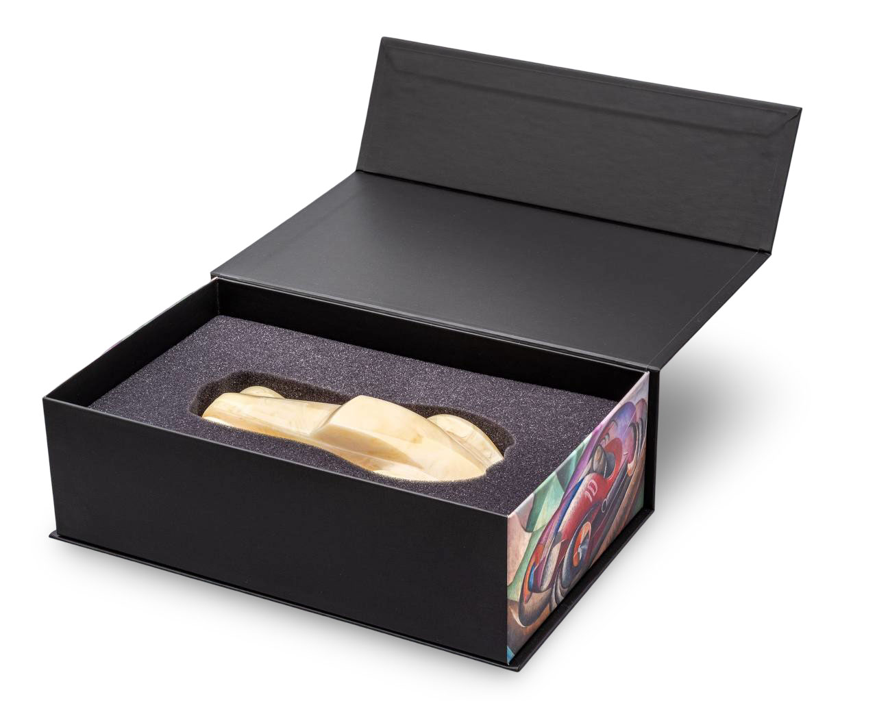 Декоративная статуэтка из светлого янтаря «Автомобиль» - артикул: 177018 | Мосподарок 