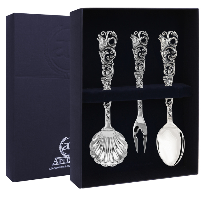 Серебряный чайный  набор "Охотничий": вилка для лимона, Ложка чайная, совок для сахара - артикул: AK01682 - стоимость: 34 700 руб. Серебряный чайный  набор "Охотничий": вилка для лимона, Ложка чайная, совок для сахара - артикул: AK01682 | Мосподарок