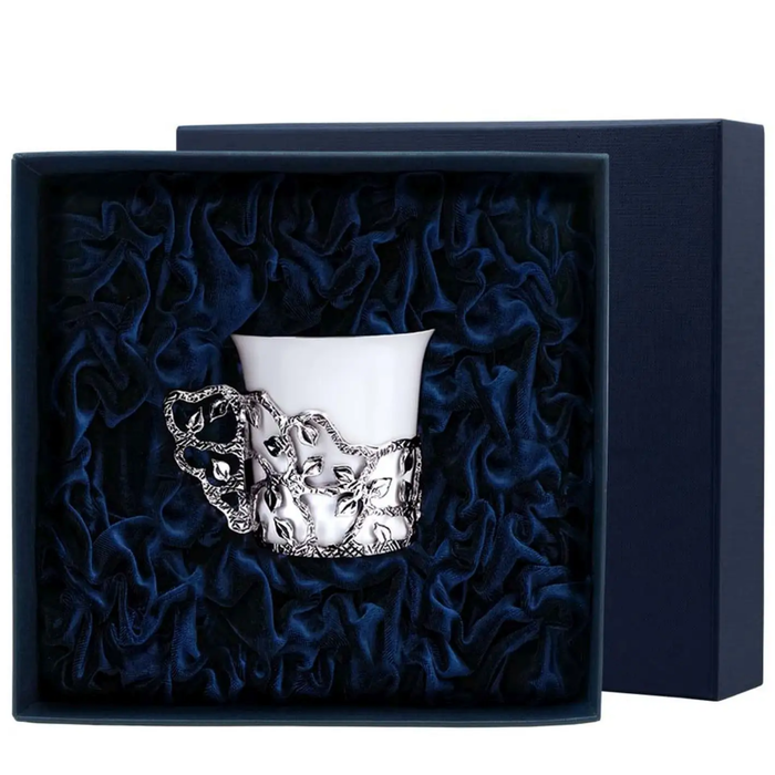 Чашка кофейная "Листопад" серебряная - артикул: AK01733 - стоимость: 18 800 руб. Чашка кофейная "Листопад" серебряная - артикул: AK01733 | Мосподарок