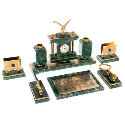 Письменный набор набор на стол руководителя из нефрита "Орел" Златоуст