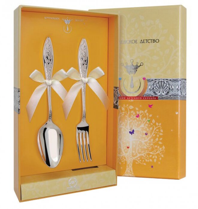 Набор детских серебряных десертных приборов «Морозко» + футляр - артикул: AK01658 - стоимость: 28 100 руб. Набор детских серебряных десертных приборов «Морозко» + футляр - артикул: AK01658 | Мосподарок