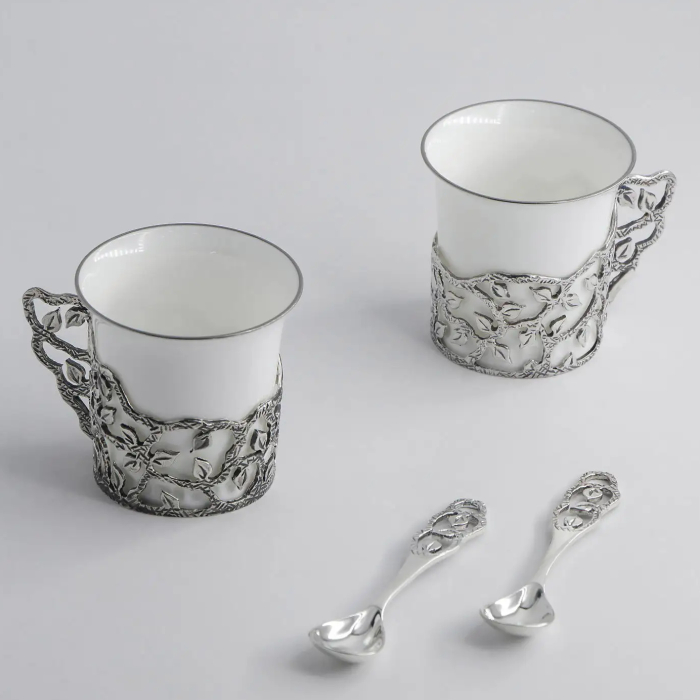 Набор кофейных чашек из серебра "Листопад" на 2 персоны, с ложками - артикул: AK01398 | Мосподарок 